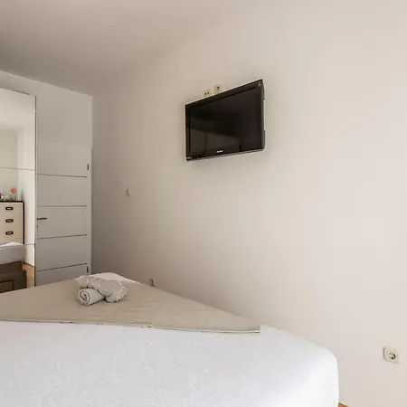 Luxury Karla Apartment *