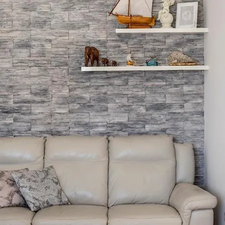 Apartment Luxury Apartment Karla *